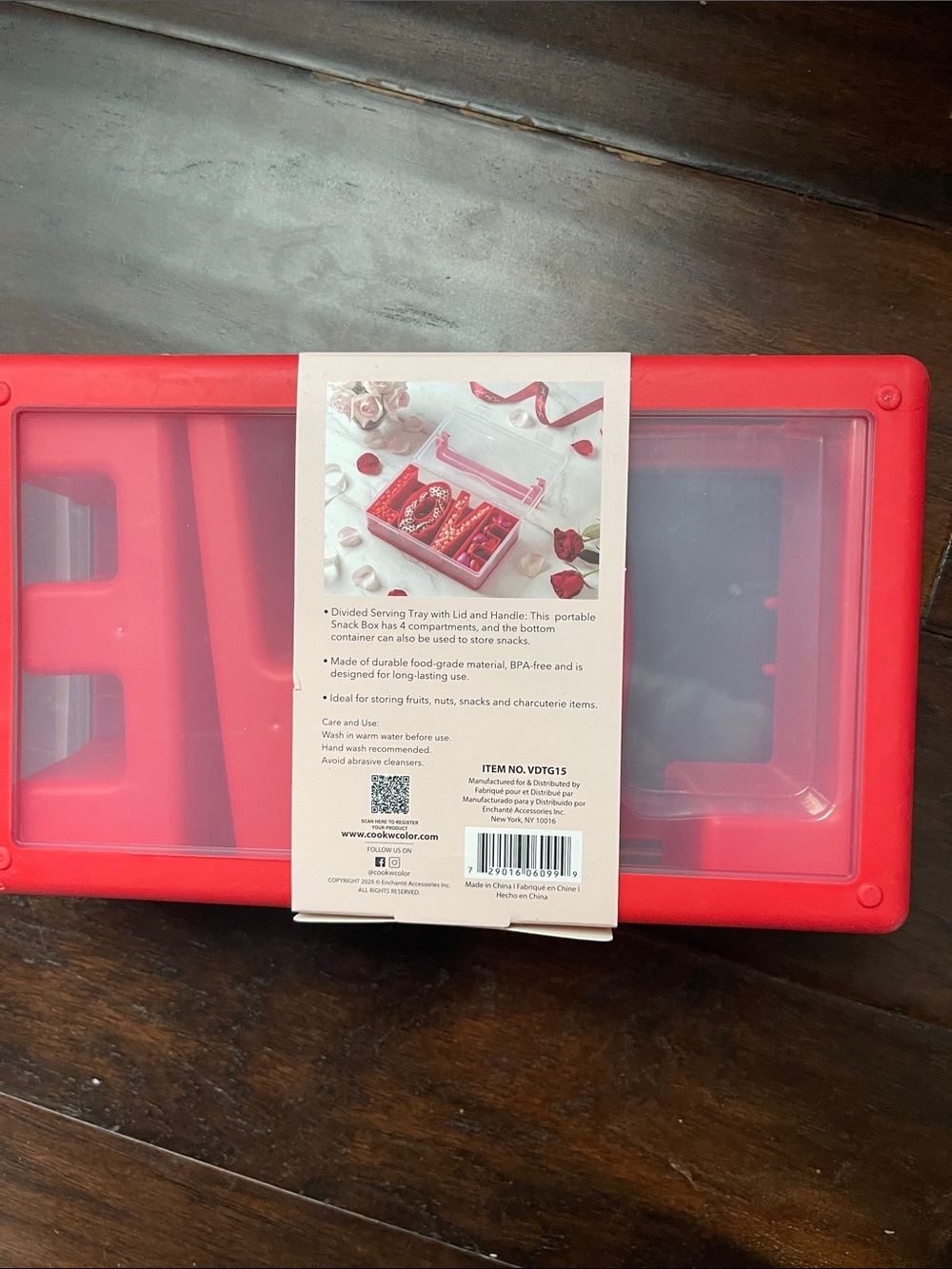 CWC Clear Plastic Snack Box with Red Dividers L O V E NWT - Picture 5 of 6